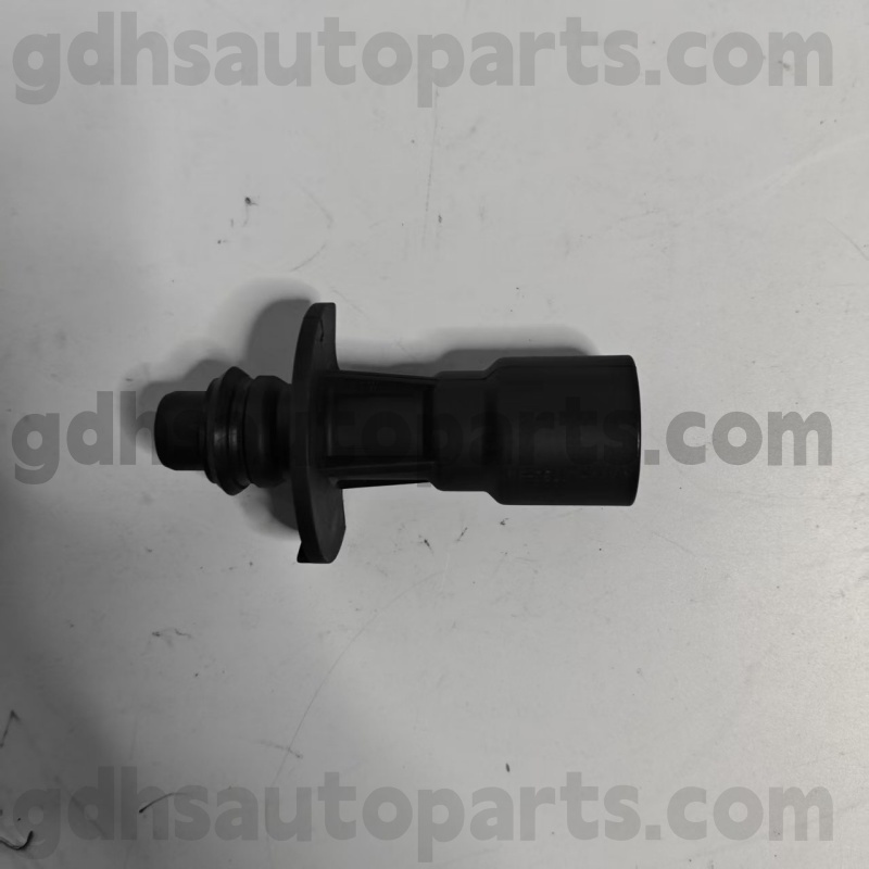 320221 Nissens Water Pump Selang untuk Range Rover Sport, Range Rover, Discovery, Range Rover Velar OE no. LR028136