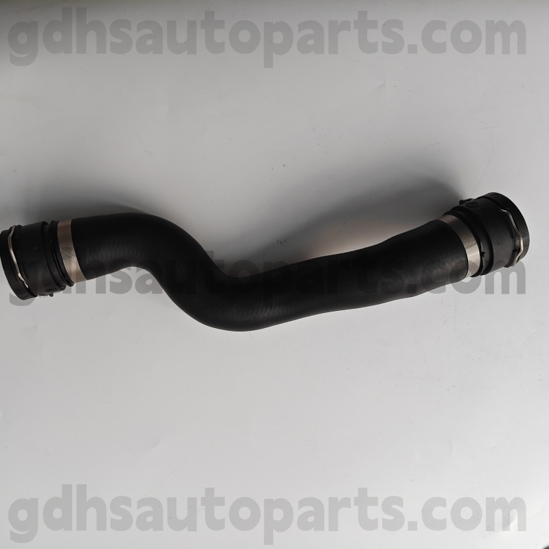 320255 Selang radiator Nissen untuk Freelander oe no. LR000931