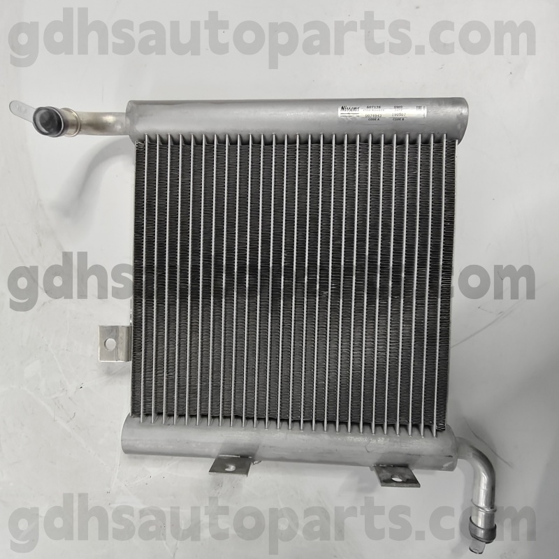 607176 Nissens Radiator Assembly untuk Range Rover Velar OE no. LR140296